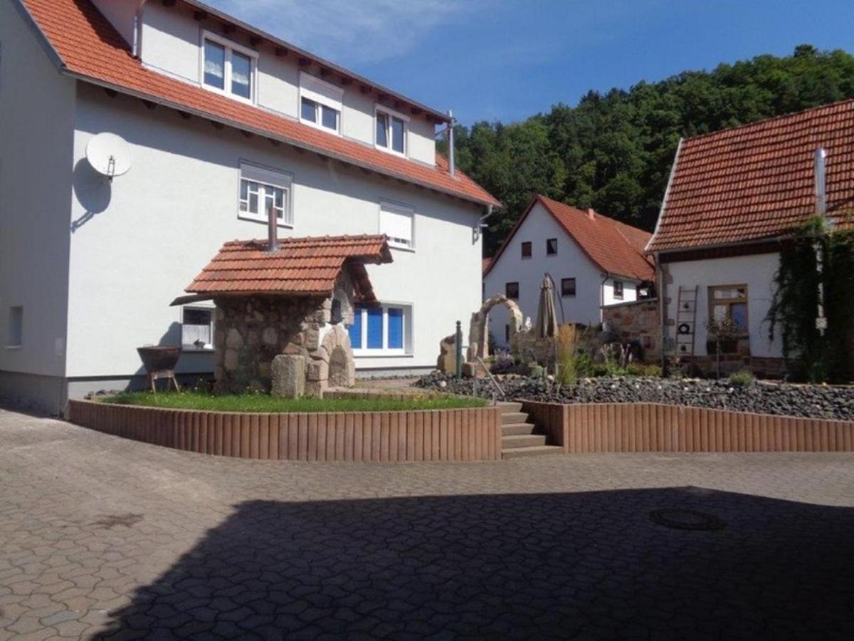 Ferienhaus Zur Kleinen Kneipe 弗拉敦根 外观 照片