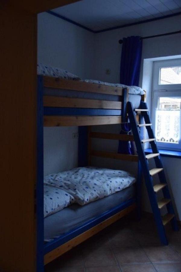Ferienhaus Zur Kleinen Kneipe 弗拉敦根 外观 照片